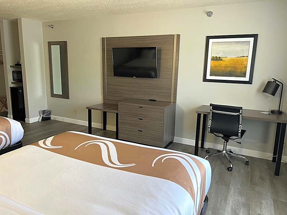 Quality Inn & Suites Red Wing