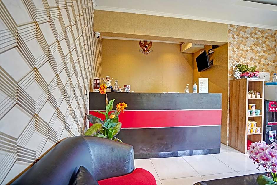 OYO 90801 Deanofaa Residence Syariah