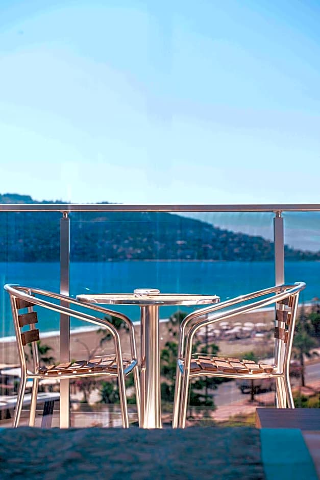 Blue Diamond Alya Hotel