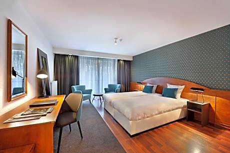 Standard Twin Room with Forest view