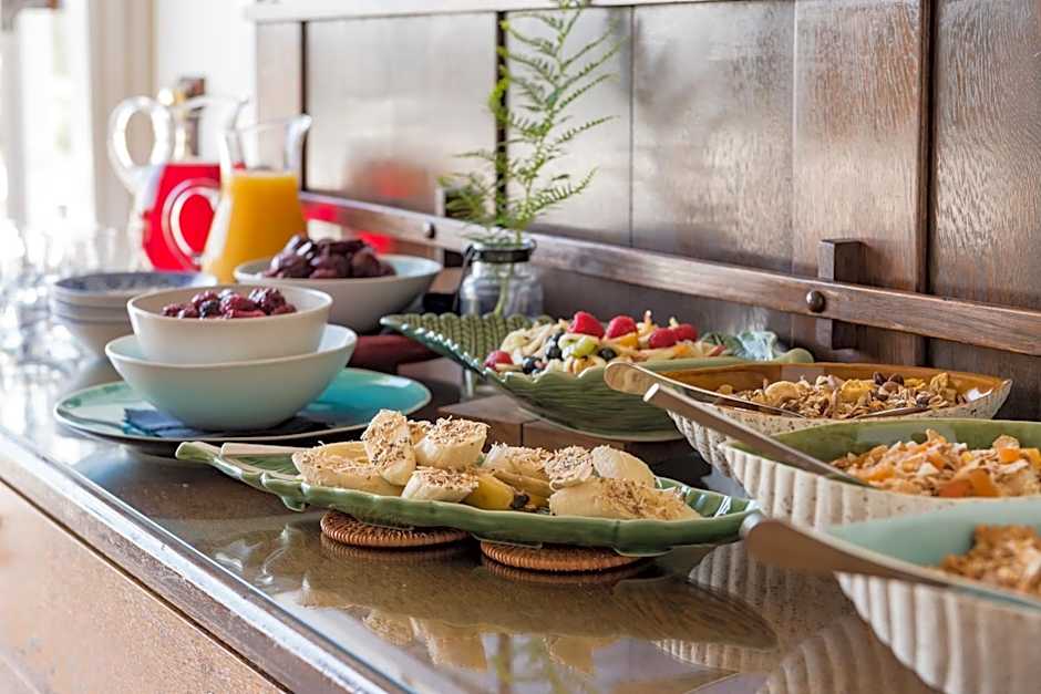 Arcadia Lodge Russell