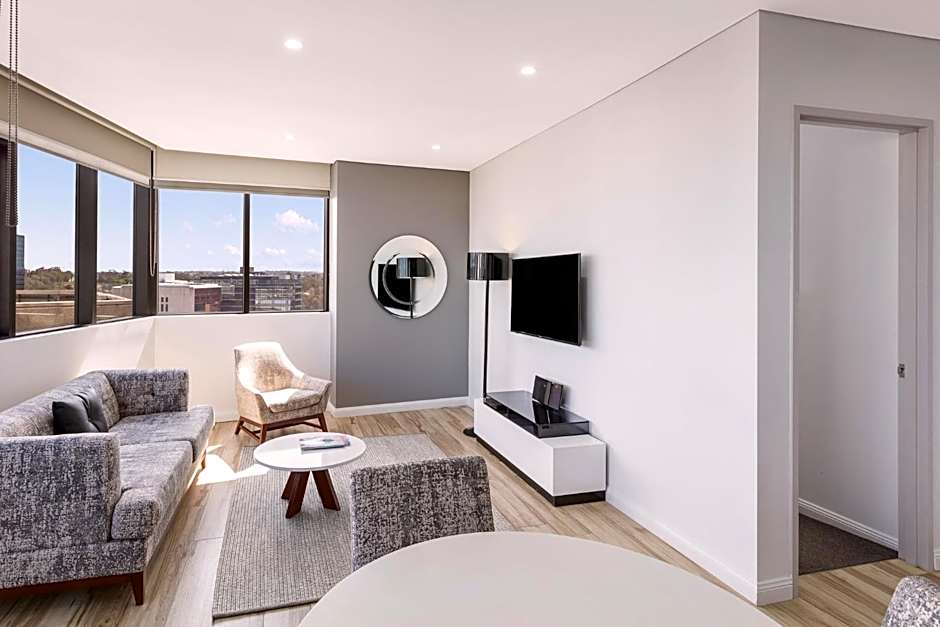 Meriton Suites Church Street, Parramatta
