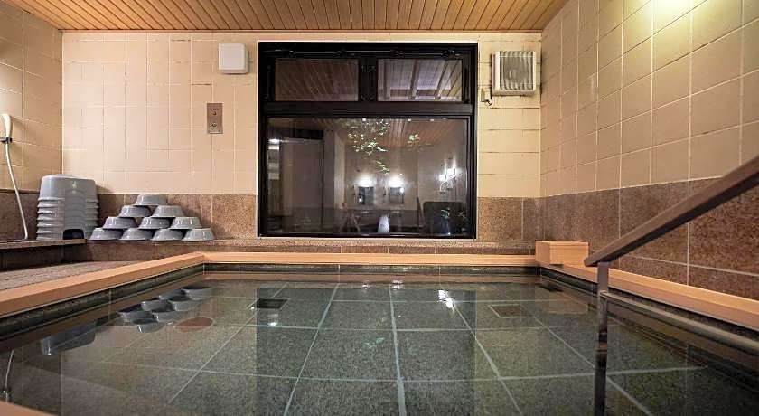 Sarusawaike Yoshidaya