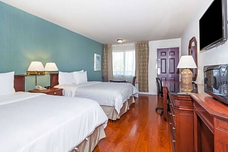 2 Queen Beds, Mobility Accessible Room, Non-Smoking