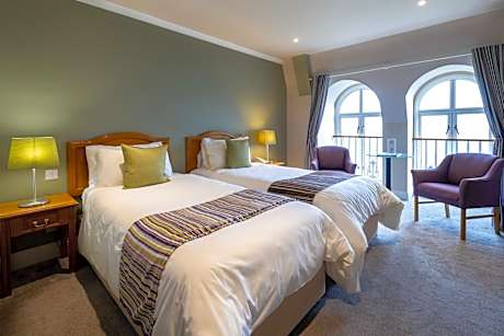 Classic Twin Room