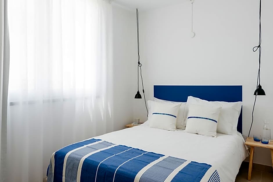 Photo 1 of 4 of Double Room
