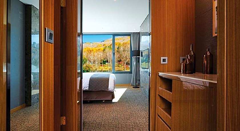 Traum Valley Hotel - formerly jeongseon intoraon hotel