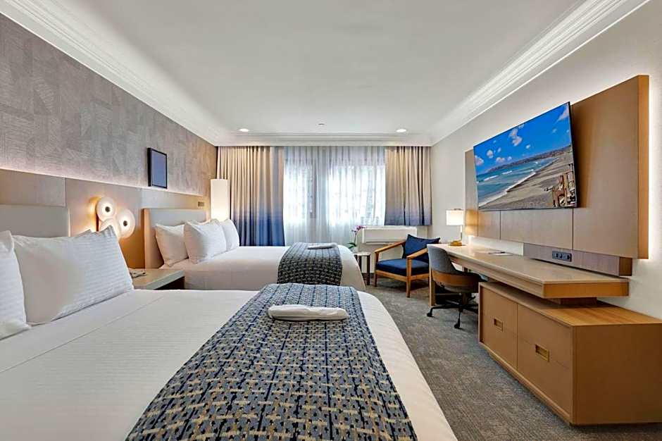 Best Western Plus Sunset Plaza Hotel