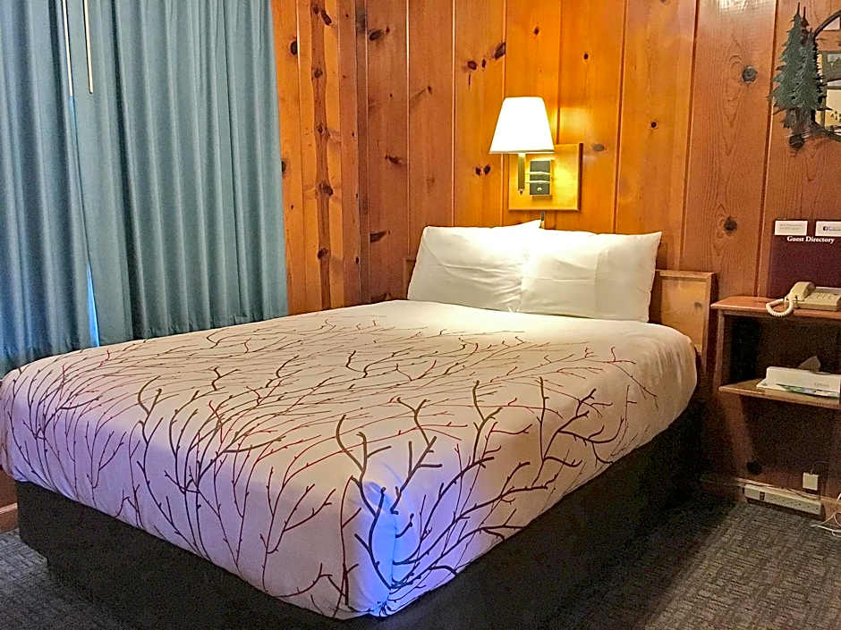 Park Motel and Cabins