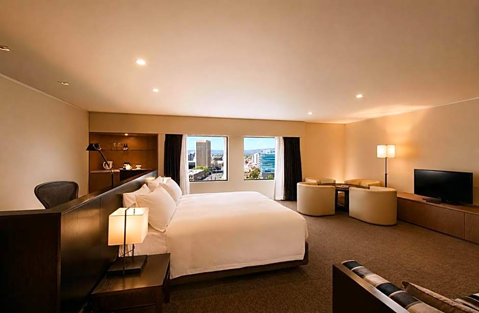 Amora Hotel Adelaide