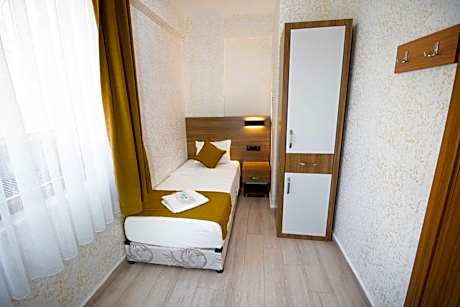 Single Room with Private Bathroom