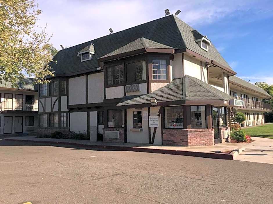 Photo 1 of 11 of Americas Best Value Inn North Highlands Sacramento