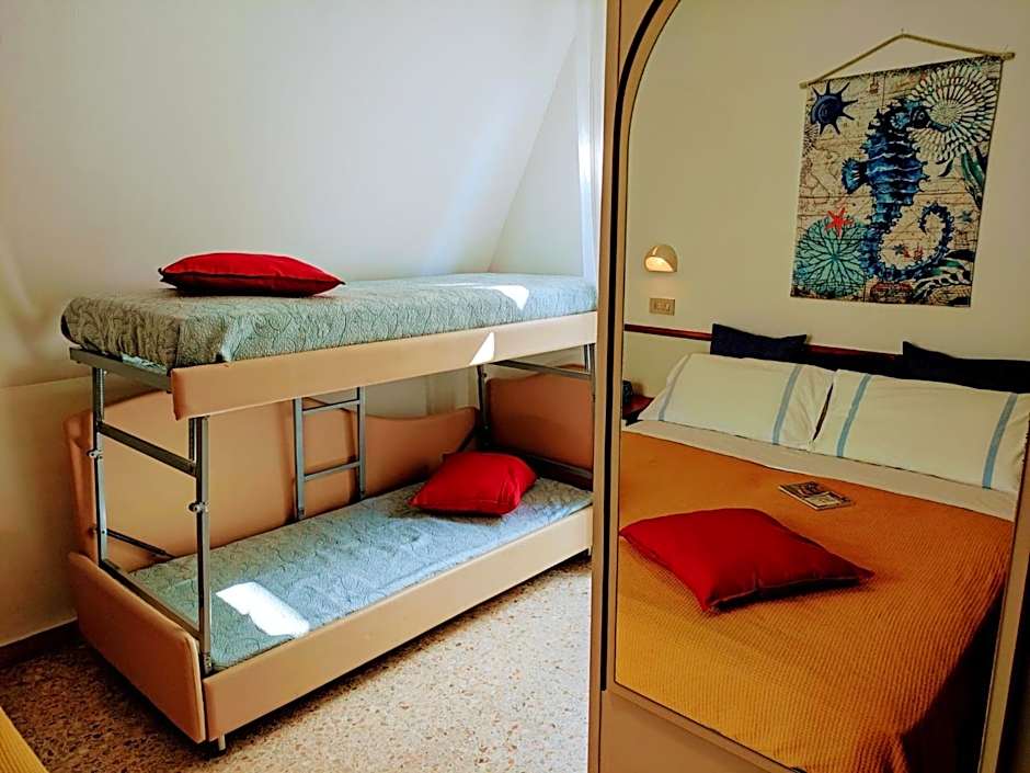 Hotel Adria B&B - Colazione fino alle 12