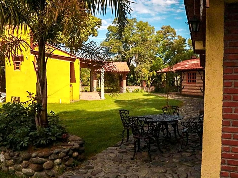 Cabañas del Bosque by Rotamundos