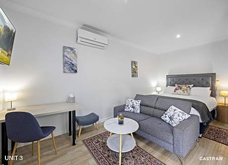 Queen Room with Garden View