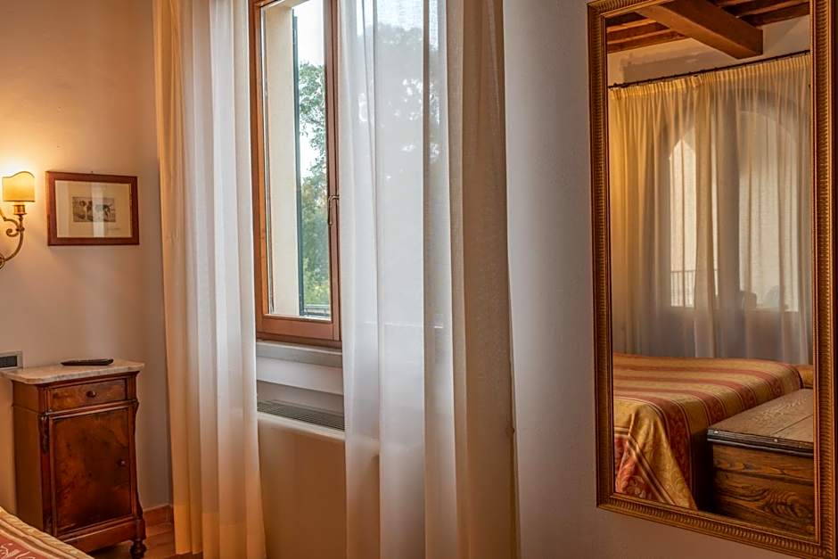 Hotel La Fonte Del Cerro