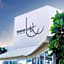 SeaLoft Villas