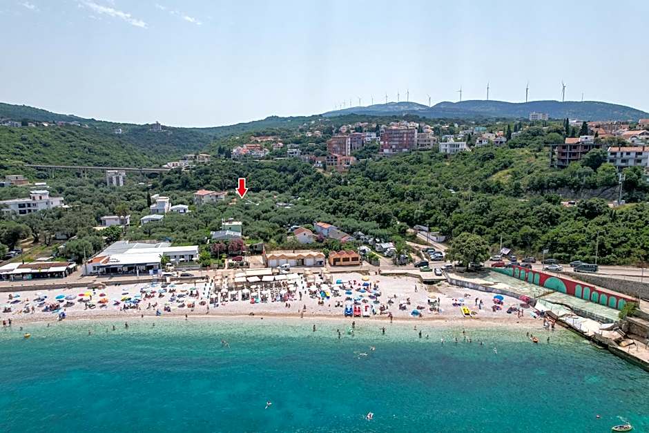 President Bungalows and Apartments