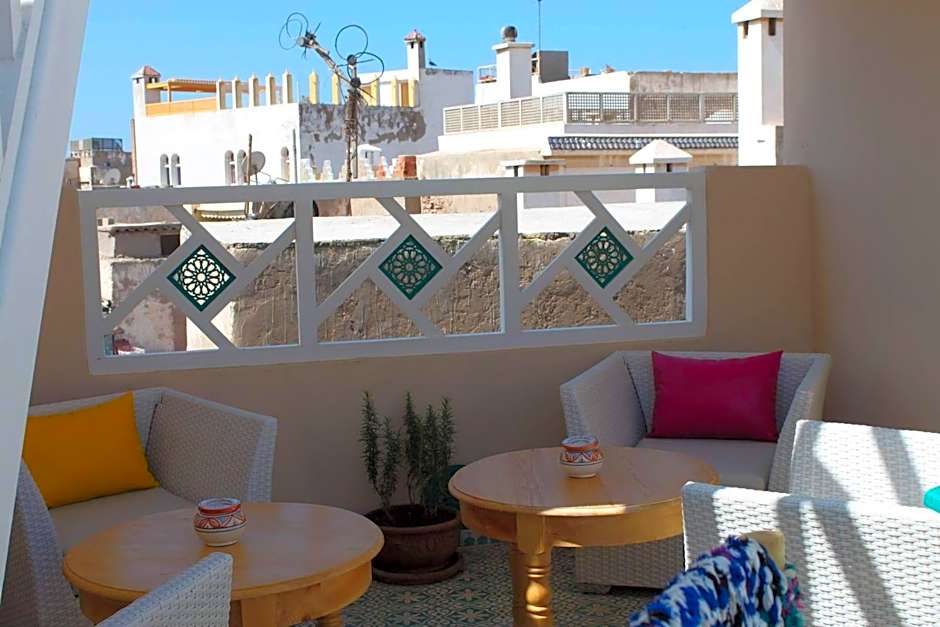 Jennat El Mossafir-Riad privé avec services