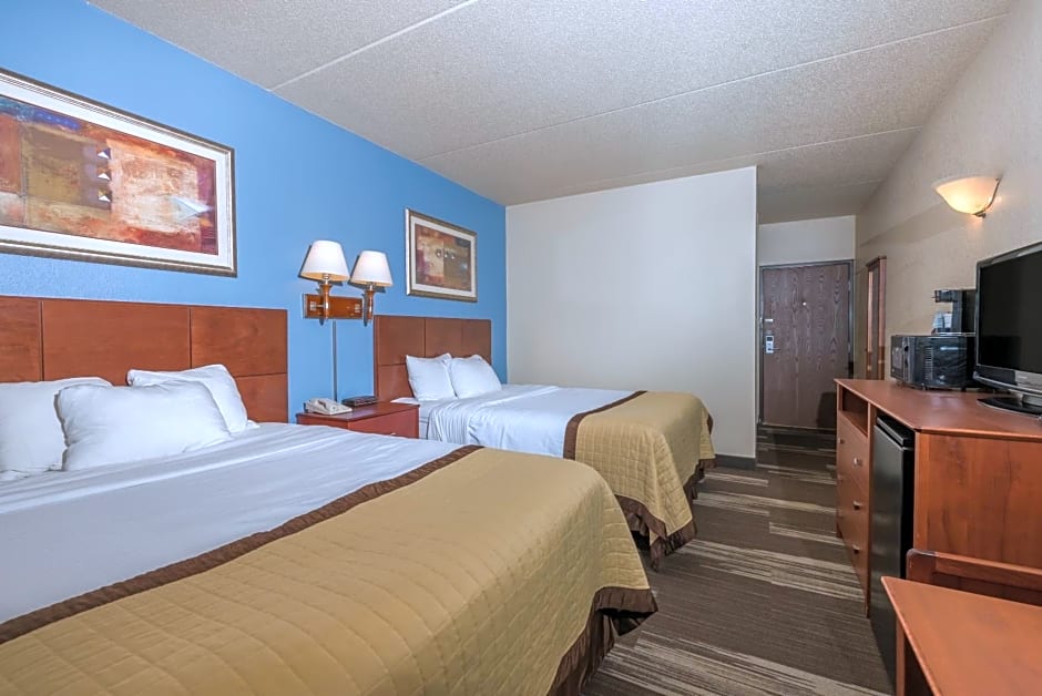 Ramada by Wyndham Fargo