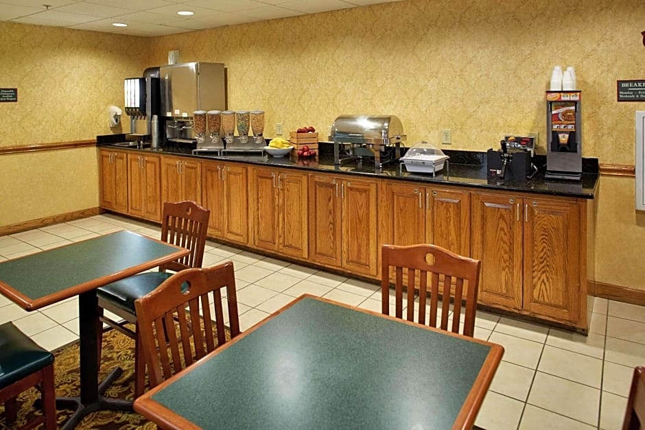 Country Inn & Suites by Radisson, Columbia Airport, SC