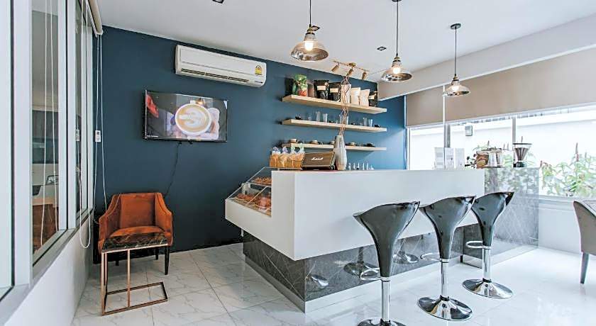 D Varee Montara Thonglor 25