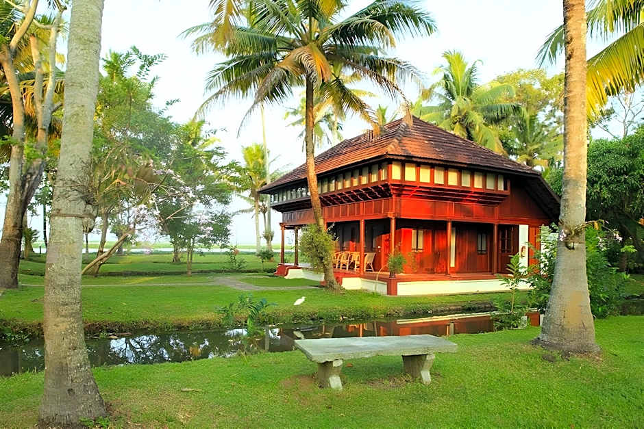Coconut Lagoon - CGH Earth