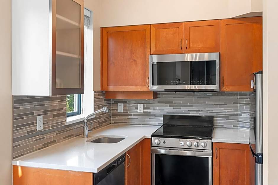 Alpenglow Lodge Two Bedroom Apartment by MVA