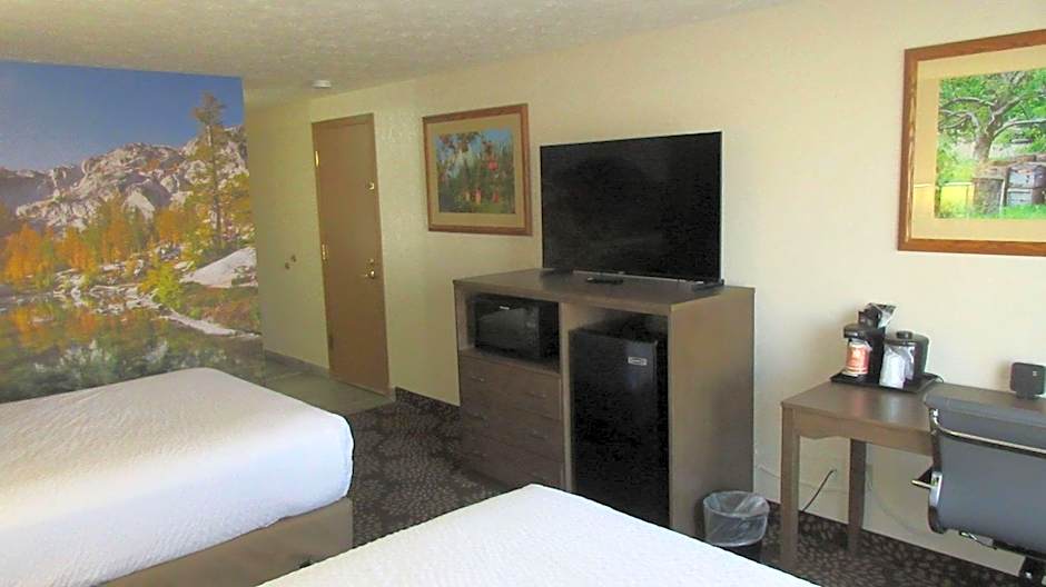 Clarion Pointe Wenatchee