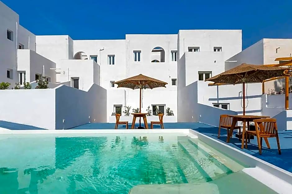 VOCA HOTEL & SUITES
