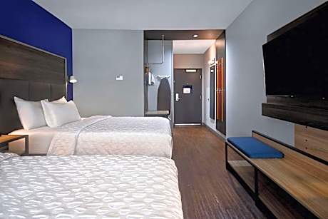 Queen Room with Two Queen Beds