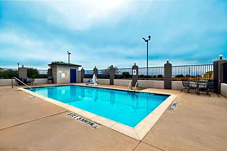 Motel 6-Marble Falls, TX