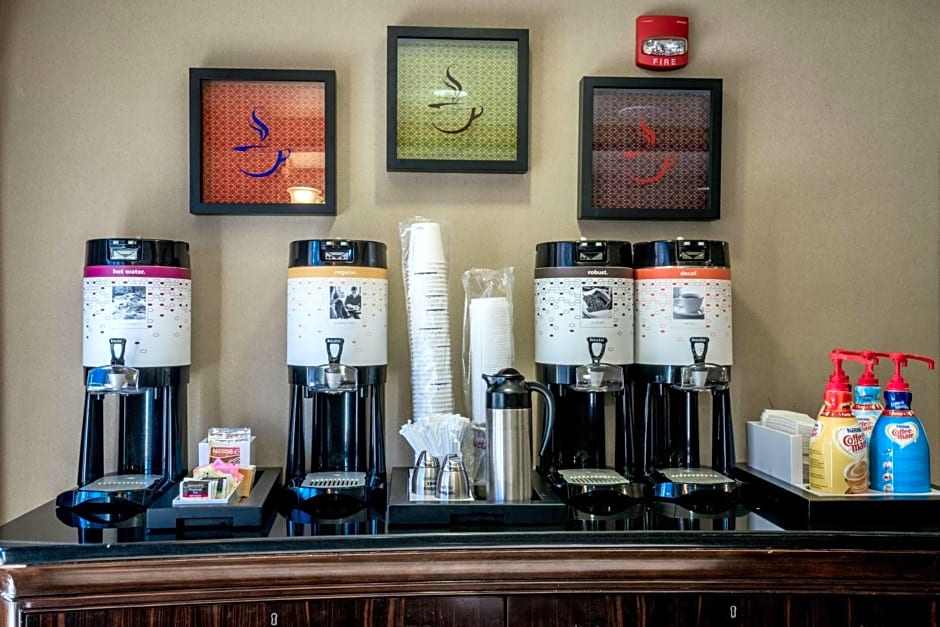 Hampton Inn & Suites Montgomery-Downtown