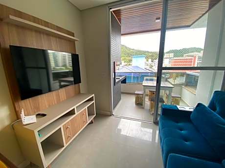 Cód 66 - Excelente apartamento, amplo e bem equipado.
