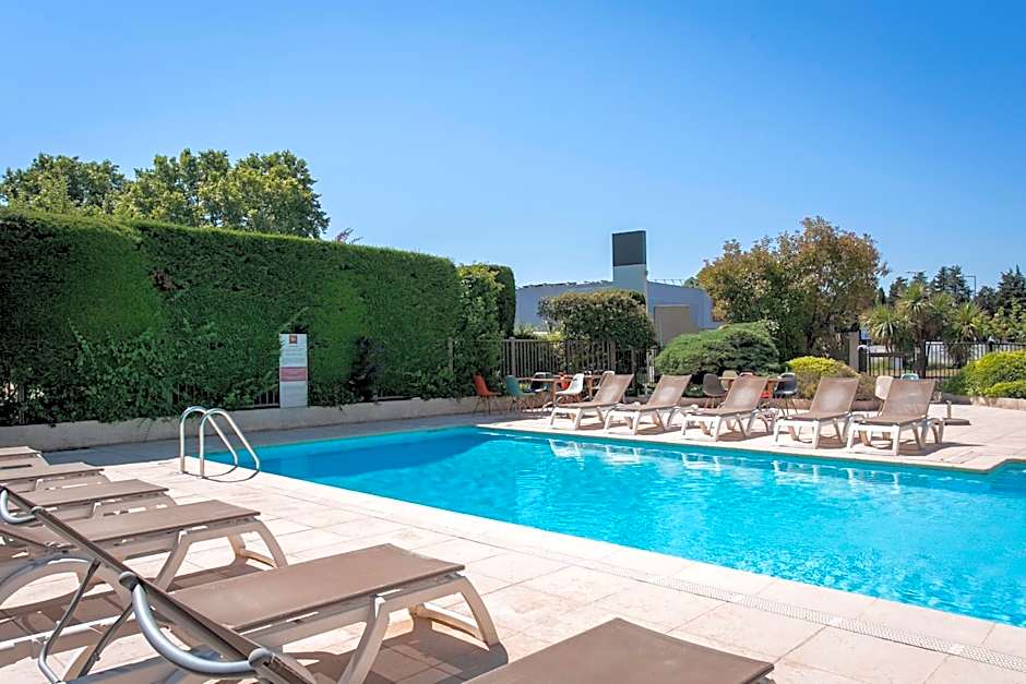ibis Avignon Sud