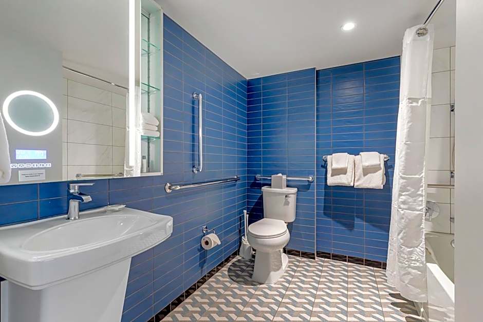 The Quincy, Ascend Hotel Collection