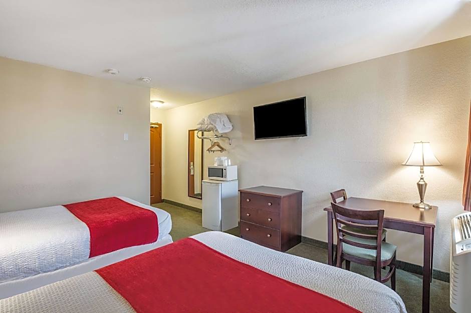 Knights Inn - Orillia ON