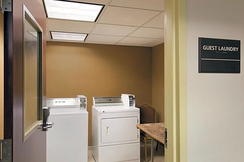 Hampton Inn By Hilton & Suites Greenfield