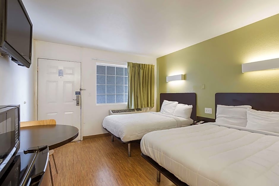 Americas Best Value Inn Bowling Green