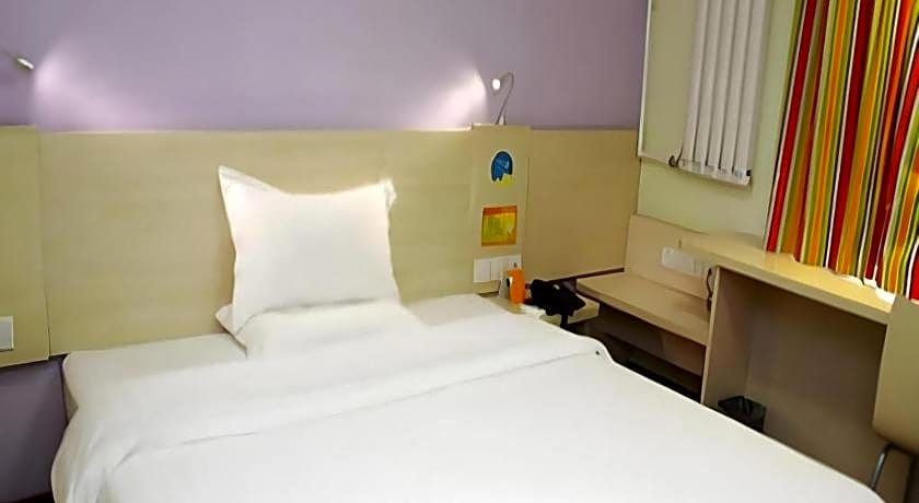 7 Days Inn Nanchang Jiefang West Road Xinjia'an Metro Station
