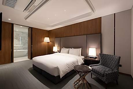 May Suite
