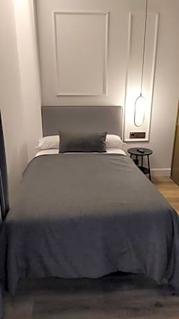 Petit Conqueridor Single Room