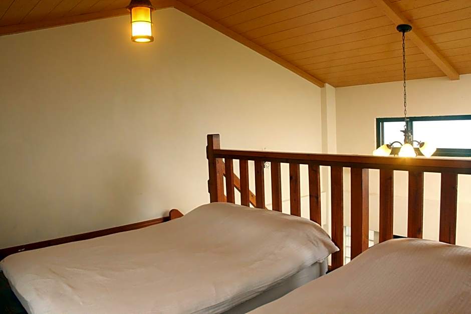 Emmanuel Farm House