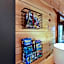 Ryes and Shine Bootlegger's Cabin! Hot Tub* Pool* Arcade* Billiards *EV * Pet Friendly