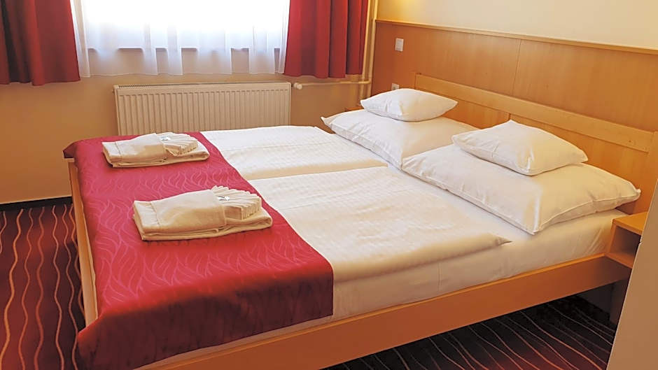 Diana Club Hotel