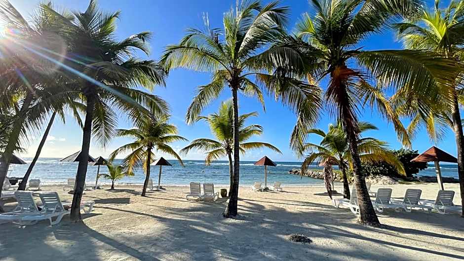 Sur la Plage - Club Sainte-Anne