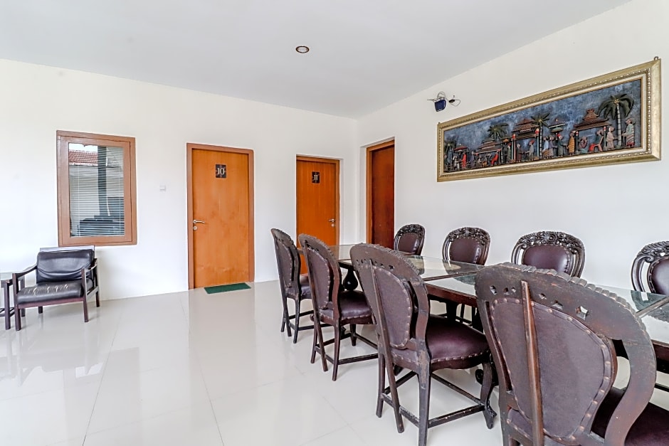 Hotel Sumaryo by ZUZU