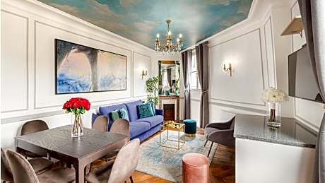 Merveil Luxury Suite Royale II - Saint Honore view