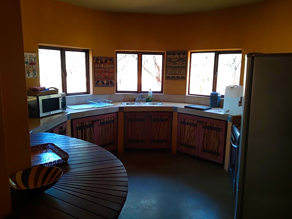 KweKwe Private Game Lodge