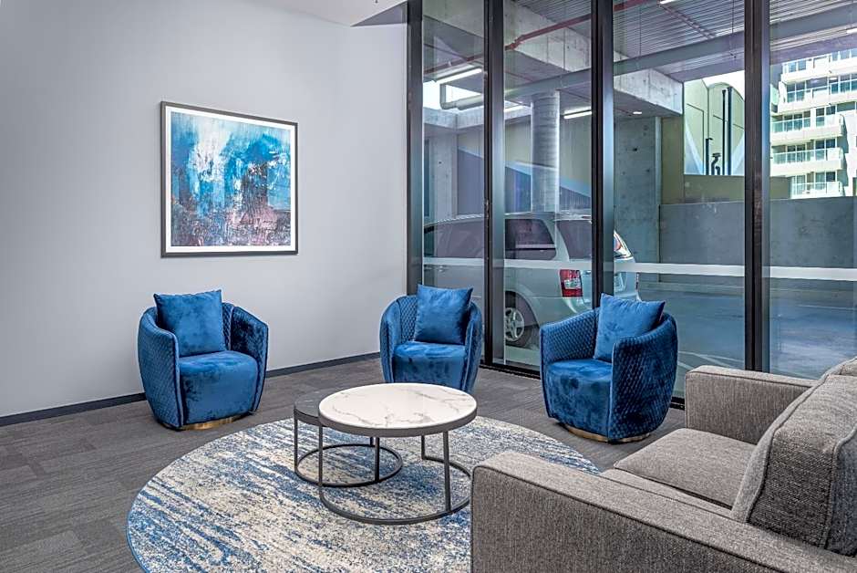 Oros Hotel and Apartments